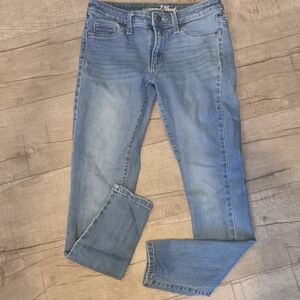 Universal Thread Mid Rise Jegging Womens 2/26